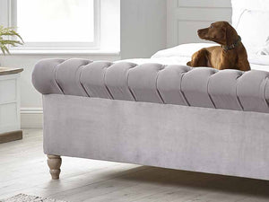 Rosalie Chesterfield Swan Bed
