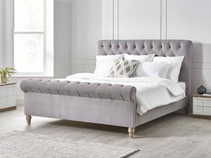 Rosalie Chesterfield Swan Bed